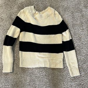 Medium GAP sweater